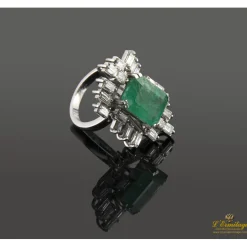ANILLOS / SORTIJAS Sortija oro blanco esmeralda y diamantes