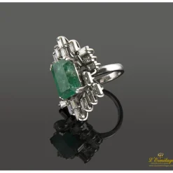 ANILLOS / SORTIJAS Sortija oro blanco esmeralda y diamantes