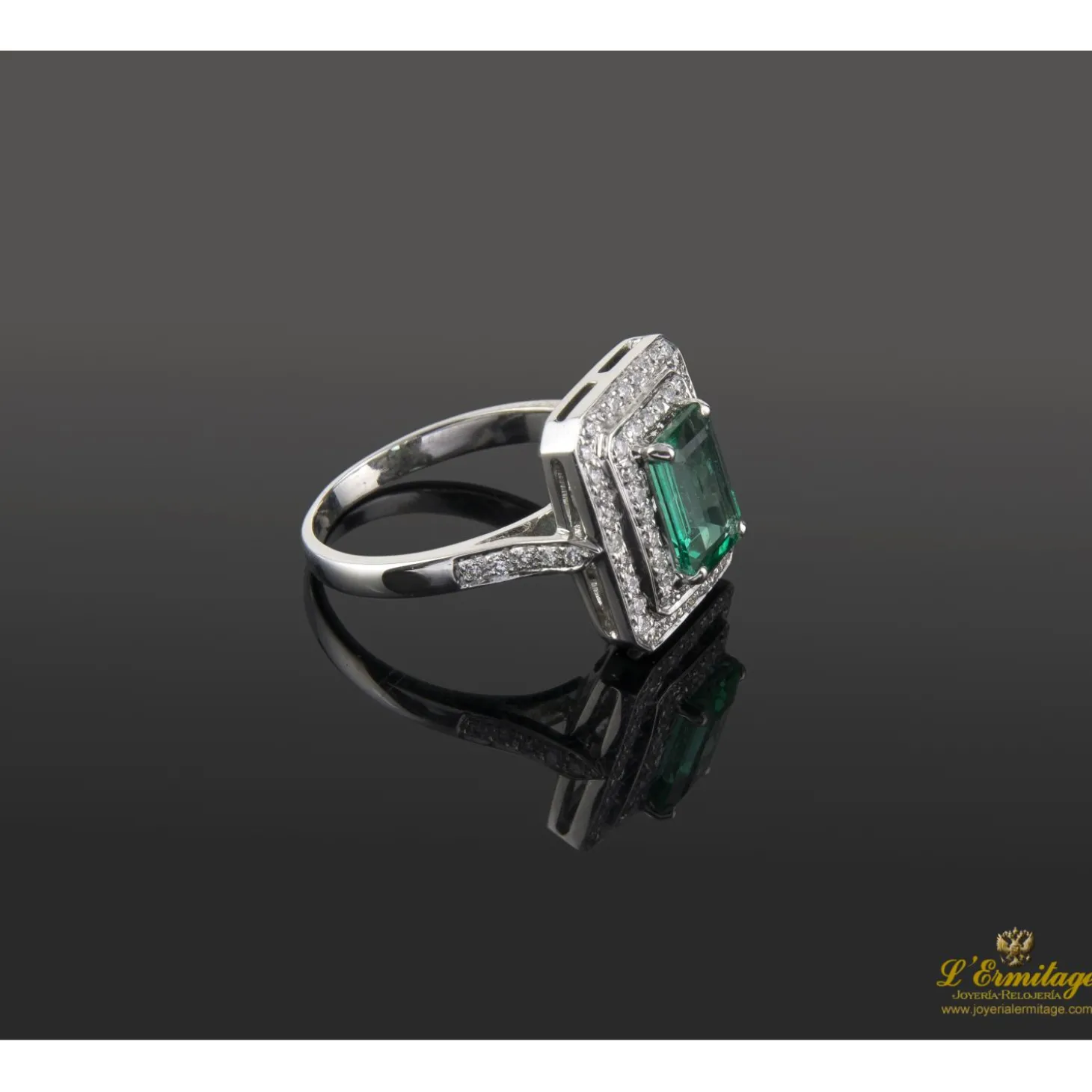 ANILLOS / SORTIJAS Sortija oro blanco esmeralda y diamantes