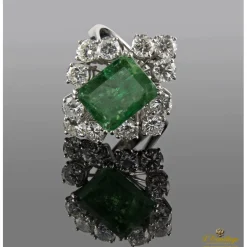 ANILLOS / SORTIJAS Sortija oro blanco esmeralda y diamantes