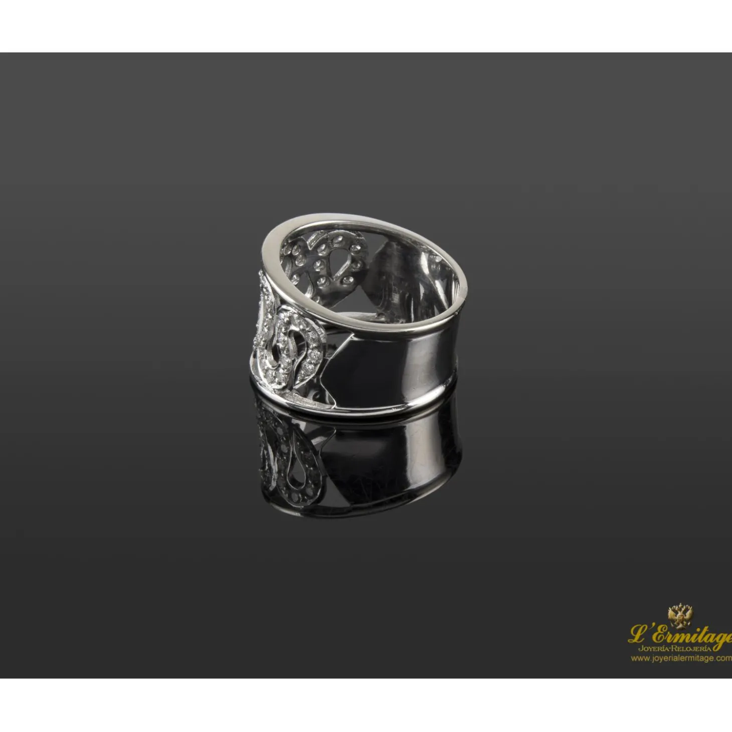 ANILLOS / SORTIJAS Sortija realizada en oro blanco y brillantes