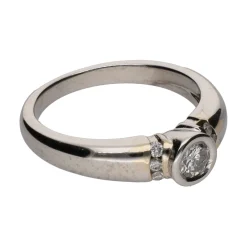 ANILLOS / SORTIJAS Sortija solitario en oro blanco con brillantes. Talla 15.
