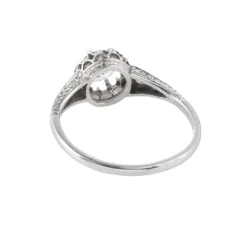 ANILLOS / SORTIJAS Sortija solitario oro blanco color g, pureza si1 y peso 0,55 cts.