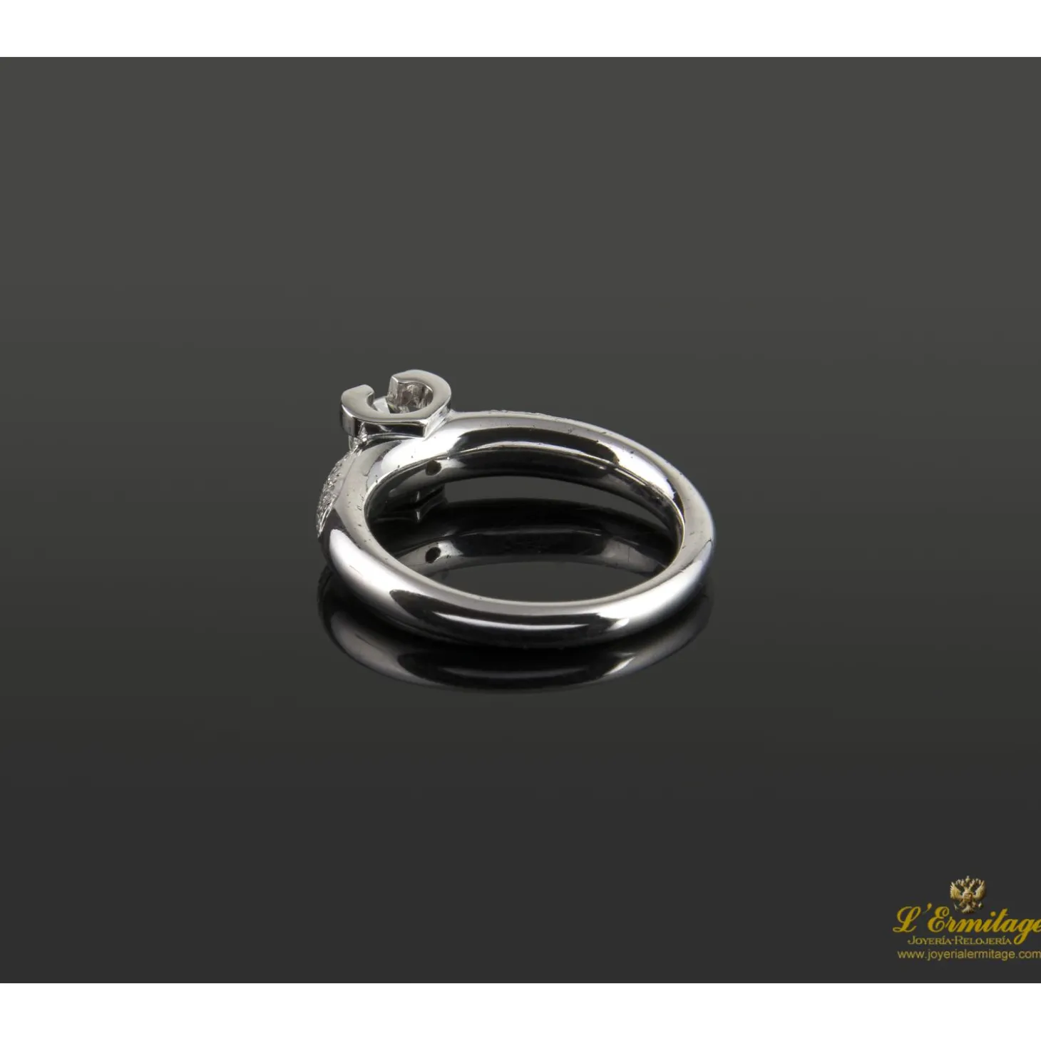 ANILLOS / SORTIJAS Sortija solitario oro blanco y diamantes color g, pureza vs2 y peso 0,30 cts.