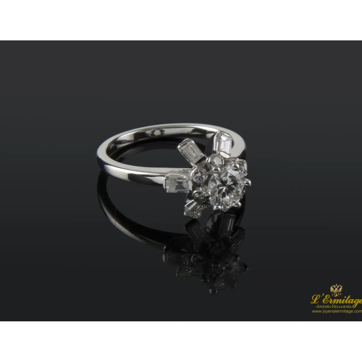 ANILLOS / SORTIJAS Sortija solitario oro blanco color i, pureza si1 y peso 0,70 cts.