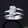 ANILLOS / SORTIJAS Sortija solitario oro blanco color g, pureza si2 y peso 0,52 cts.