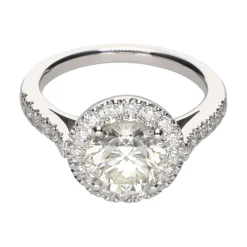 ANILLOS / SORTIJAS Sortija solitario en oro blanco con diamantes naturales. Central 2,02 ct.