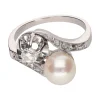 ANILLOS / SORTIJAS Sortija tu y yo en oro blanco con perla y diamantes. Talla 11.