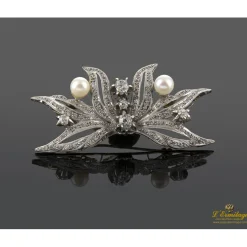 BROCHES / ALFILERES Broche-alfiler antiguo oro amarillo oro blanco perlas y diamantes.