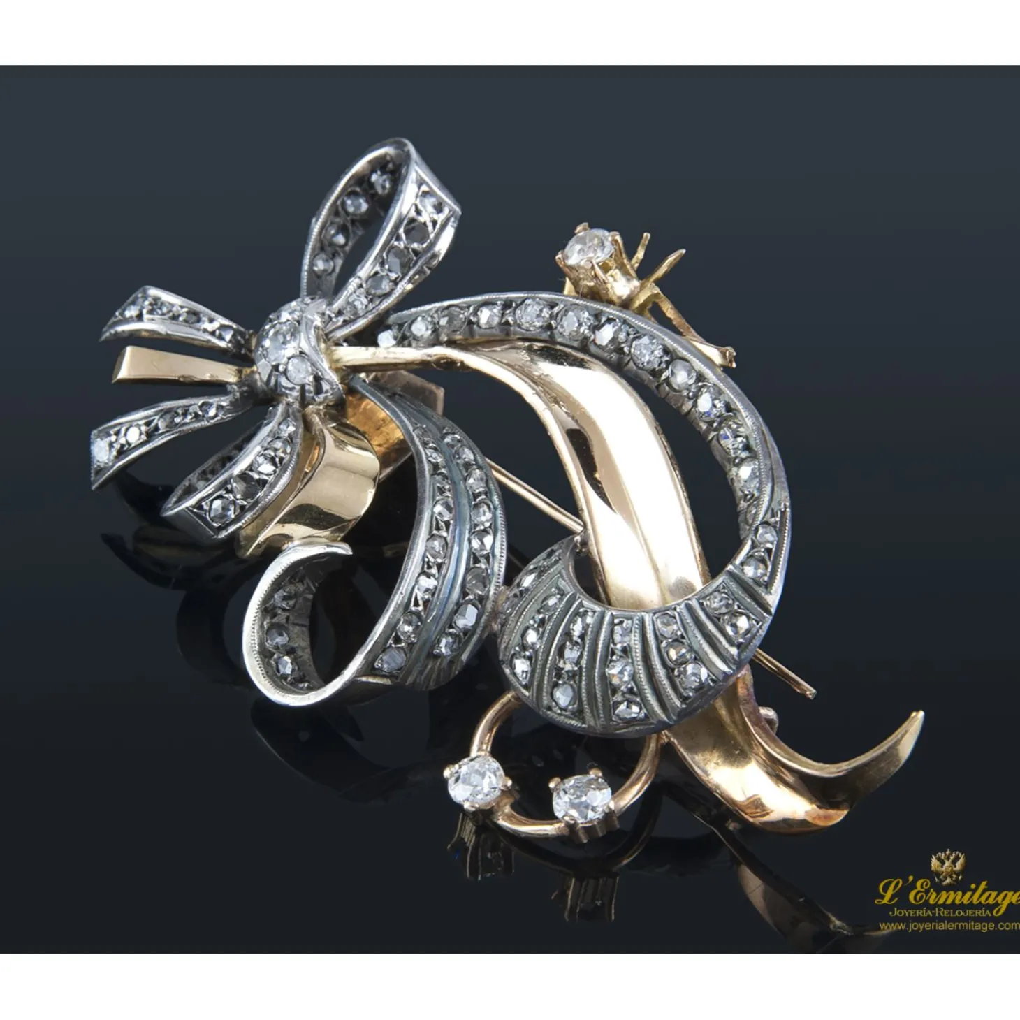 BROCHES / ALFILERES Broche antiguo oro amarillo y plata con diamantes