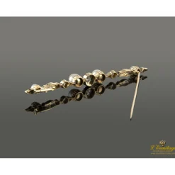 BROCHES / ALFILERES Broche en oro amarillo y oro blano con diamantes y perlas.
