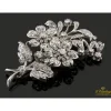 BROCHES / ALFILERES Broche floral realizado en oro blanco y diamantes
