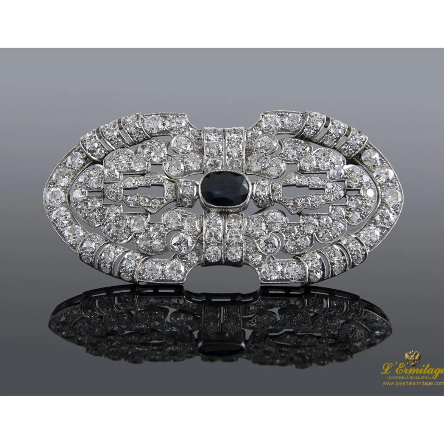 BROCHES / ALFILERES Broche oro blanco y diamantes.