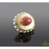 BROCHES / ALFILERES Colgante oro amarillo perlas y coral.