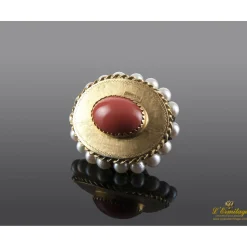 BROCHES / ALFILERES Colgante oro amarillo perlas y coral.