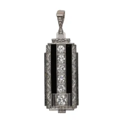 COLGANTES Colgante art deco en platino con brillantes.
