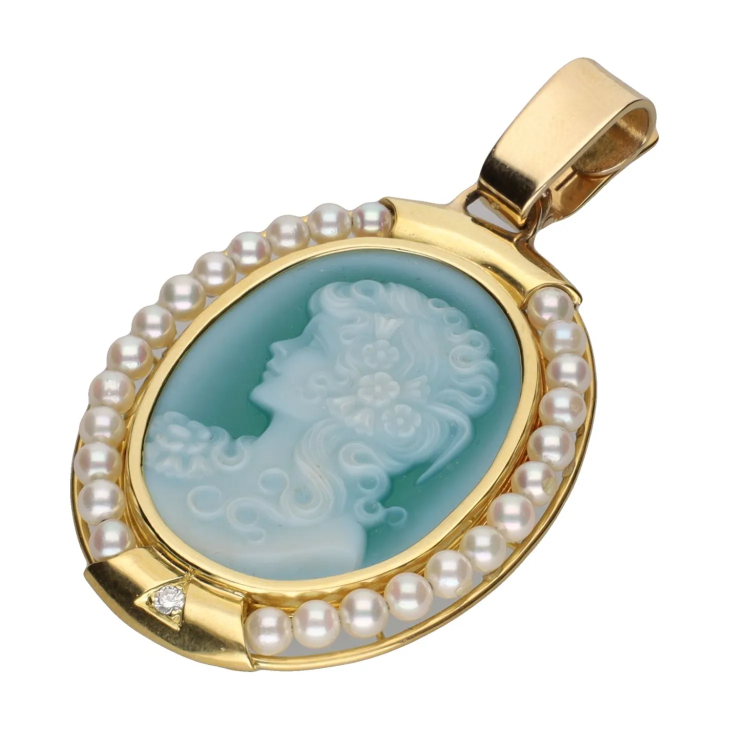 COLGANTES Colgante camafeo en oro amarillo con perlas y un brillante.