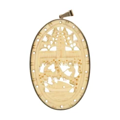 COLGANTES Colgante placa de hueso con motivos asiáticos con cerco en oro amarillo.