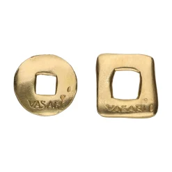 COLGANTES Colgantes firmados por vasari en oro amarillo.