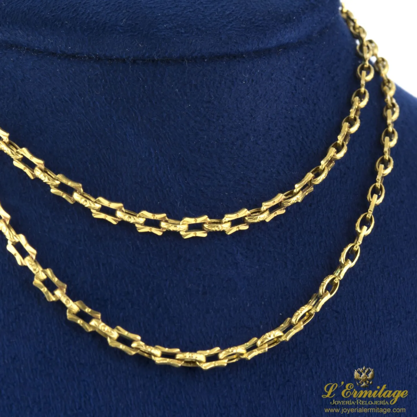 COLLARES Cadena larga oro amarillo. 60Cm.