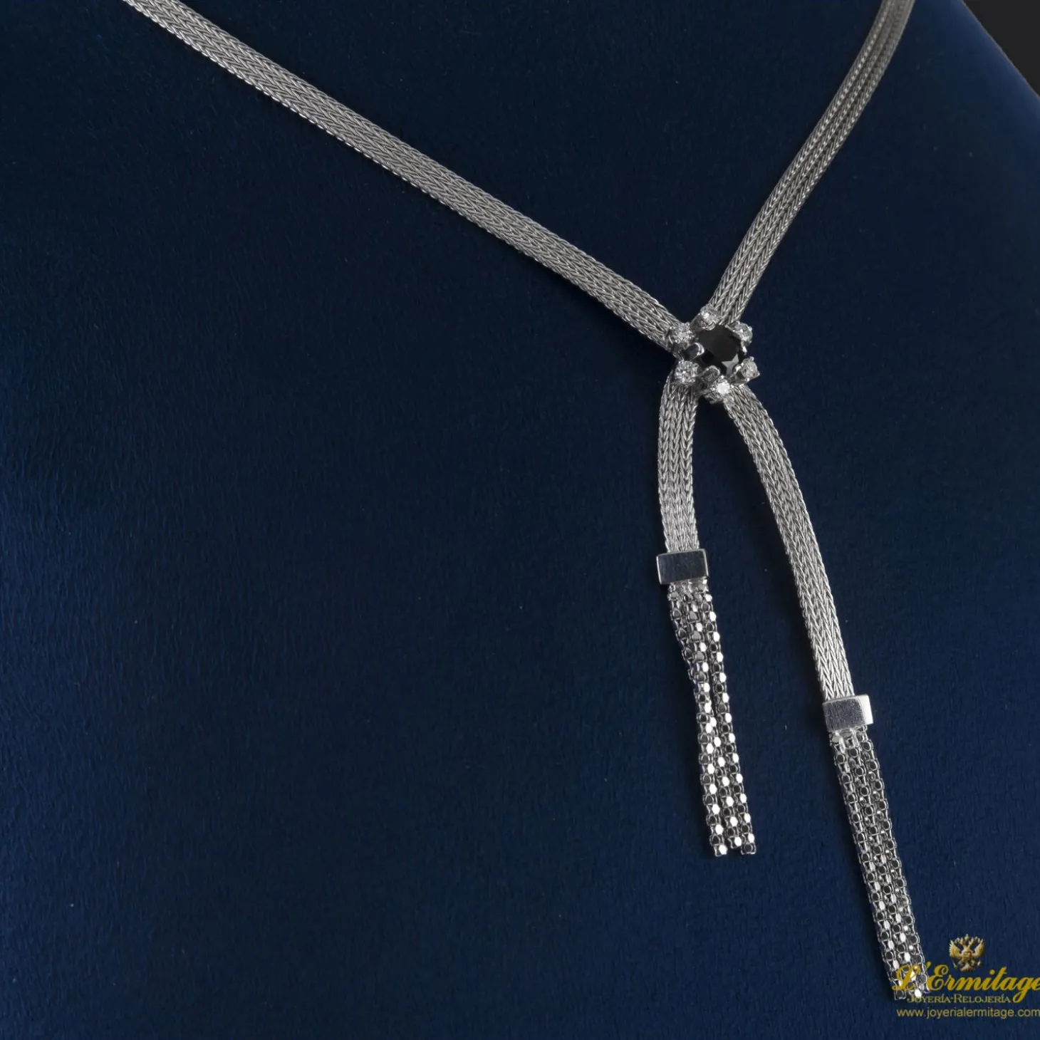 COLLARES Collar