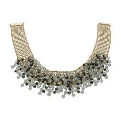 COLLARES Collar en oro amarillo con bolitas de topacios y zafiros.