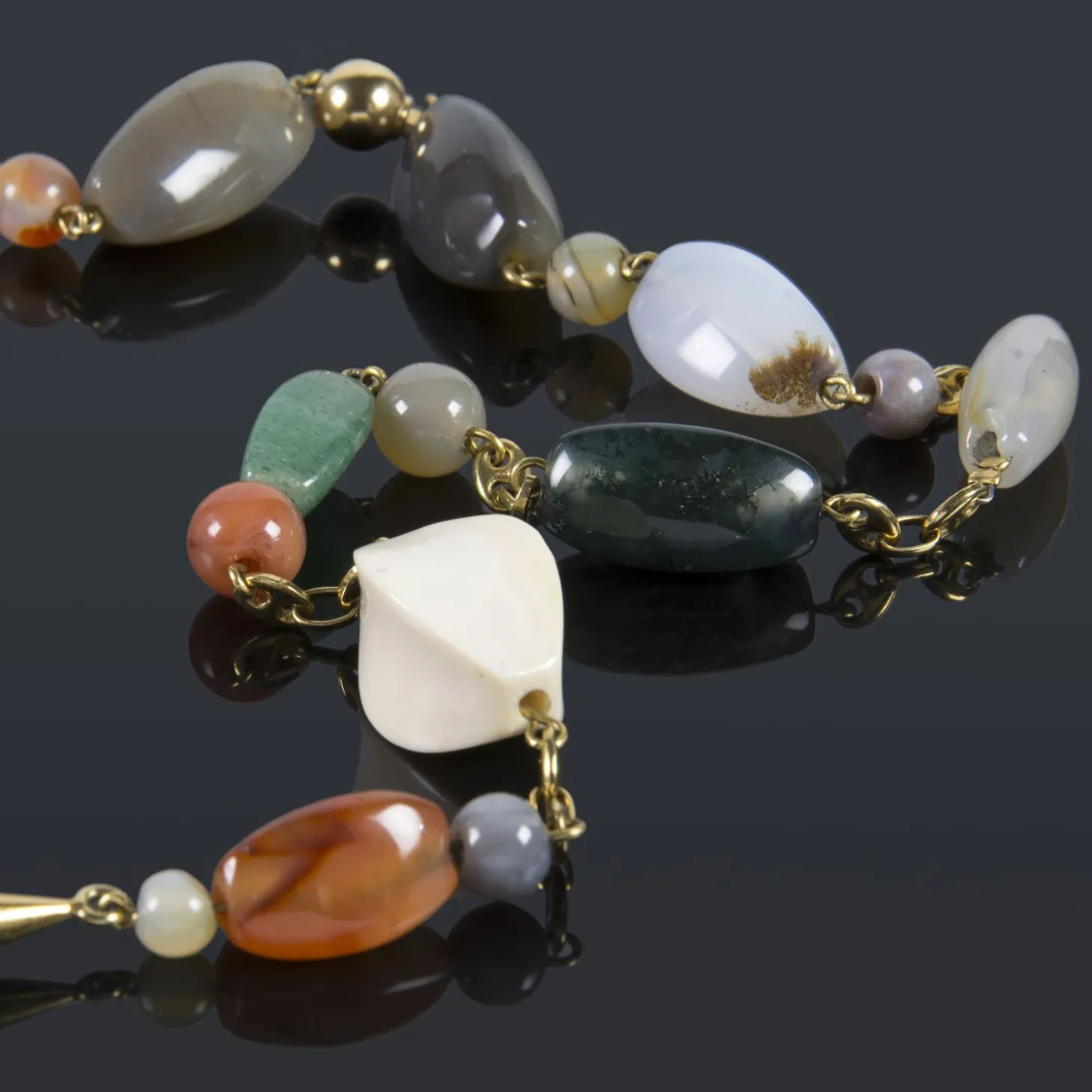 COLLARES Collar oro amarillo colmillo
