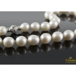 COLLARES Collar perlas australianas. 40 Cm largo.