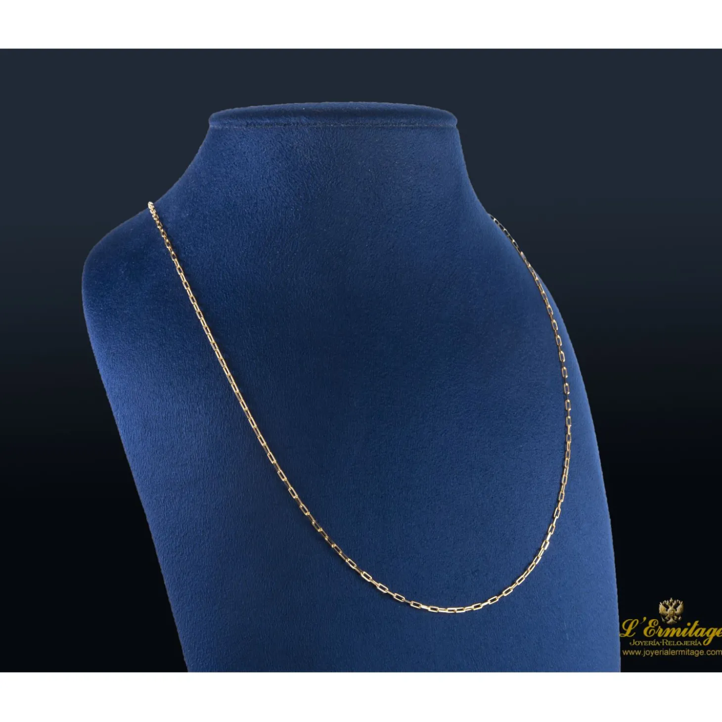 COLLARES Collar realizado en oro amarillo. Medida 60cm