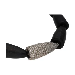 COLLARES Collar vhernier en oro blanco con ébano y brillantes.