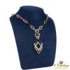 COLLARES Gargantilla antigua oro amarillo ónix coral y diamantes. 60 Cm largo.