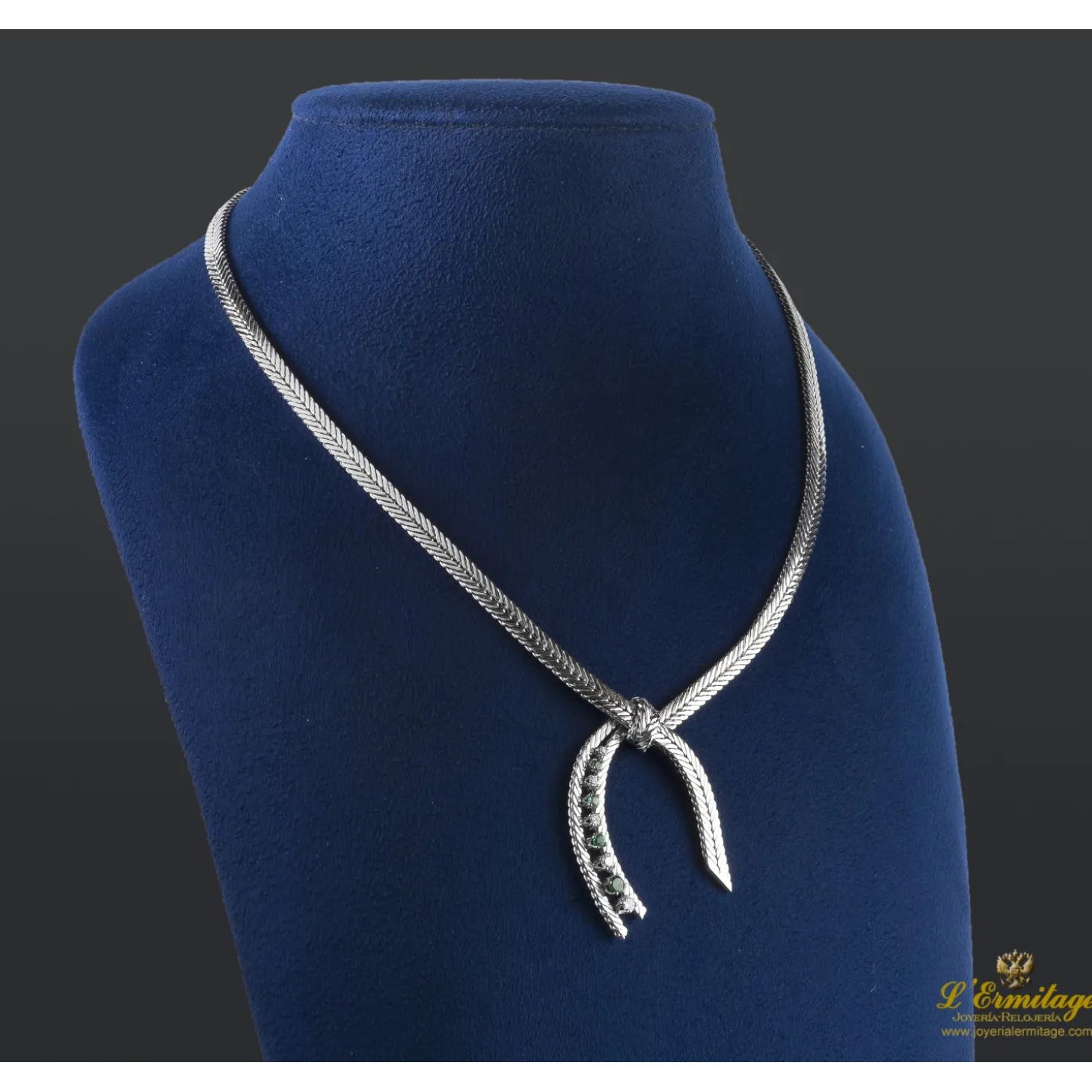 COLLARES Gargantilla antigua oro blanco esmeraldas y diamantes