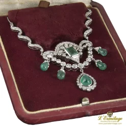 COLLARES Gargantilla antigua oro blanco esmeraldas cabuchón y diamantes talla antigua