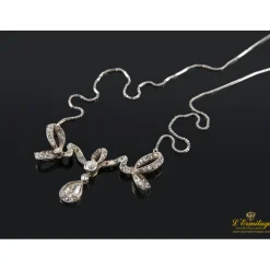 COLLARES Gargantilla oro blanco y diamantes talla antigua. 50 Cm largo.