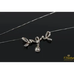 COLLARES Gargantilla oro blanco y diamantes talla antigua. 50 Cm largo.