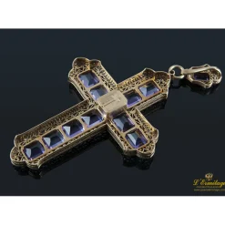 CRUCES Cruz calada de obispo con amatistas y diamantes