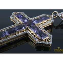CRUCES Cruz calada de obispo con amatistas y diamantes
