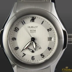 HUBLOT Elegant reserva de marcha acero 40mm.