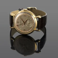 JAEGER-LECOULTRE Antiguo chrono triple date  oro amarillo.