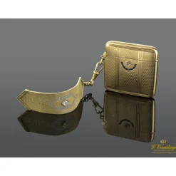OTROS Cerillero antiguo oro amarillo zafiros y diamantes.