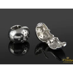 PENDIENTES Pendientes bombe realizados en oro blanco con brillantes.