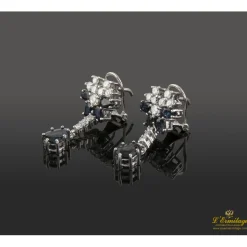 PENDIENTES Pendientes colgantes oro blanco zafiros y diamantes.