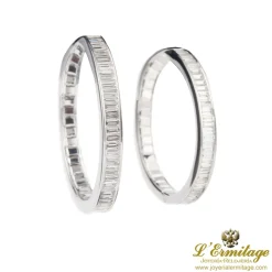 PENDIENTES Pendientes criollas en oro blanco y diamantes.