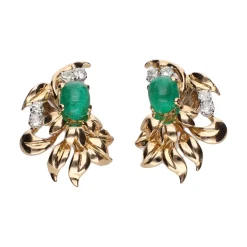 PENDIENTES Pendientes en oro amarillo esmeralda y brillantes.