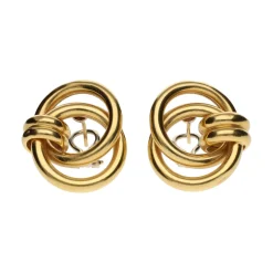 PENDIENTES Pendientes en oro amarillo aros entrelazados.