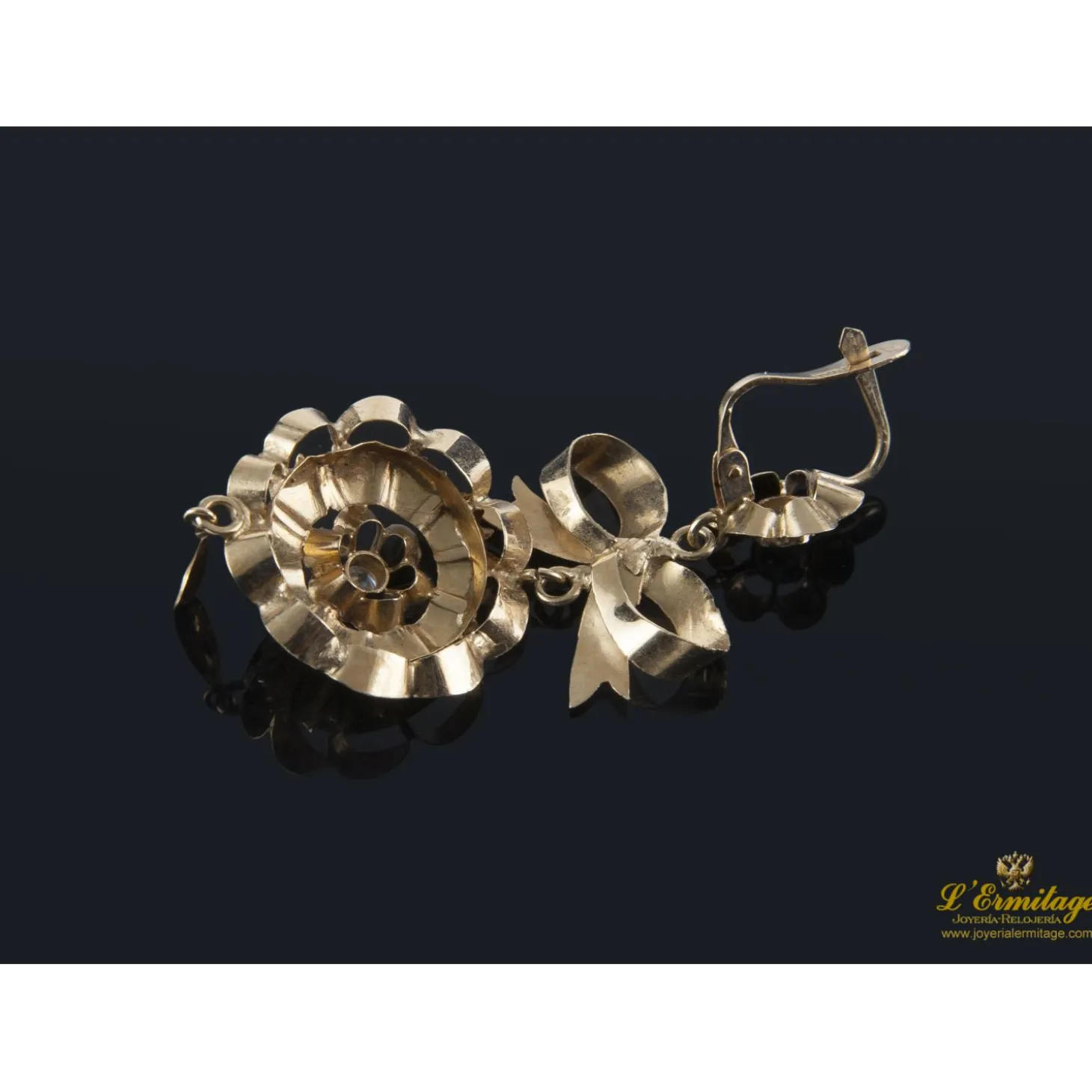 PENDIENTES Pendientes isabelinos colgantes oro amarillo