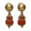 PENDIENTES Pendientes largos realizados en oro amarillo y coral.