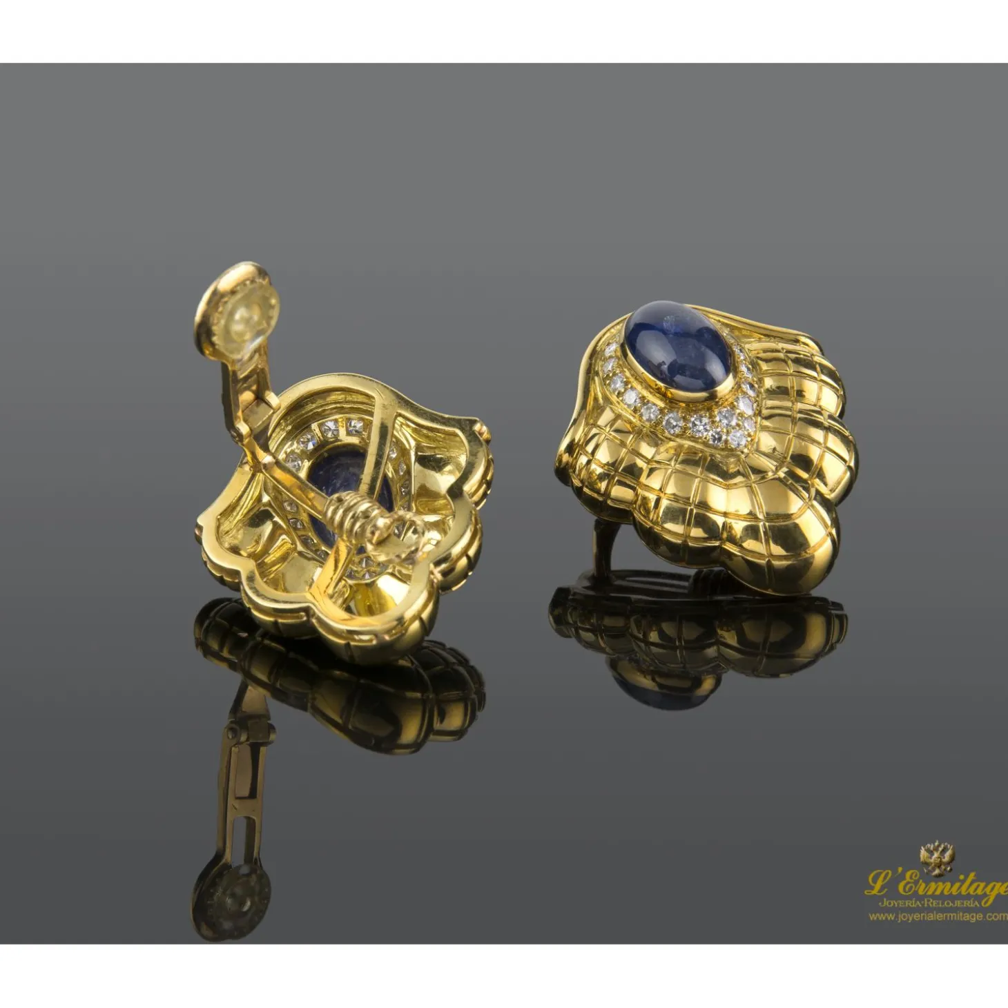 PENDIENTES Pendientes oro amarillo zafiros y diamantes. Diseñados por luis gil.