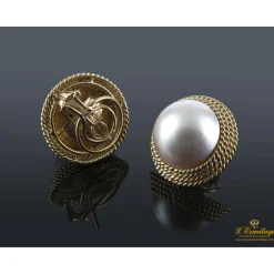 PENDIENTES Pendientes oro amarillo trenzado y media perla.