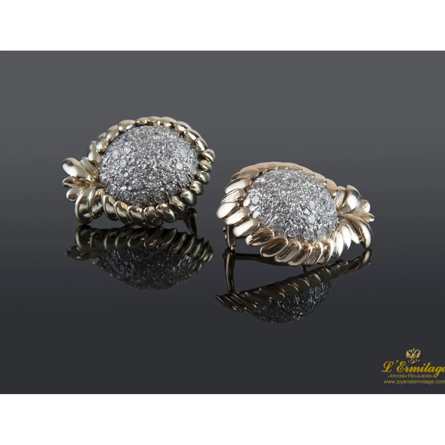 PENDIENTES Pendientes oro amarillo oro amarillo y cuajado de diamantes.